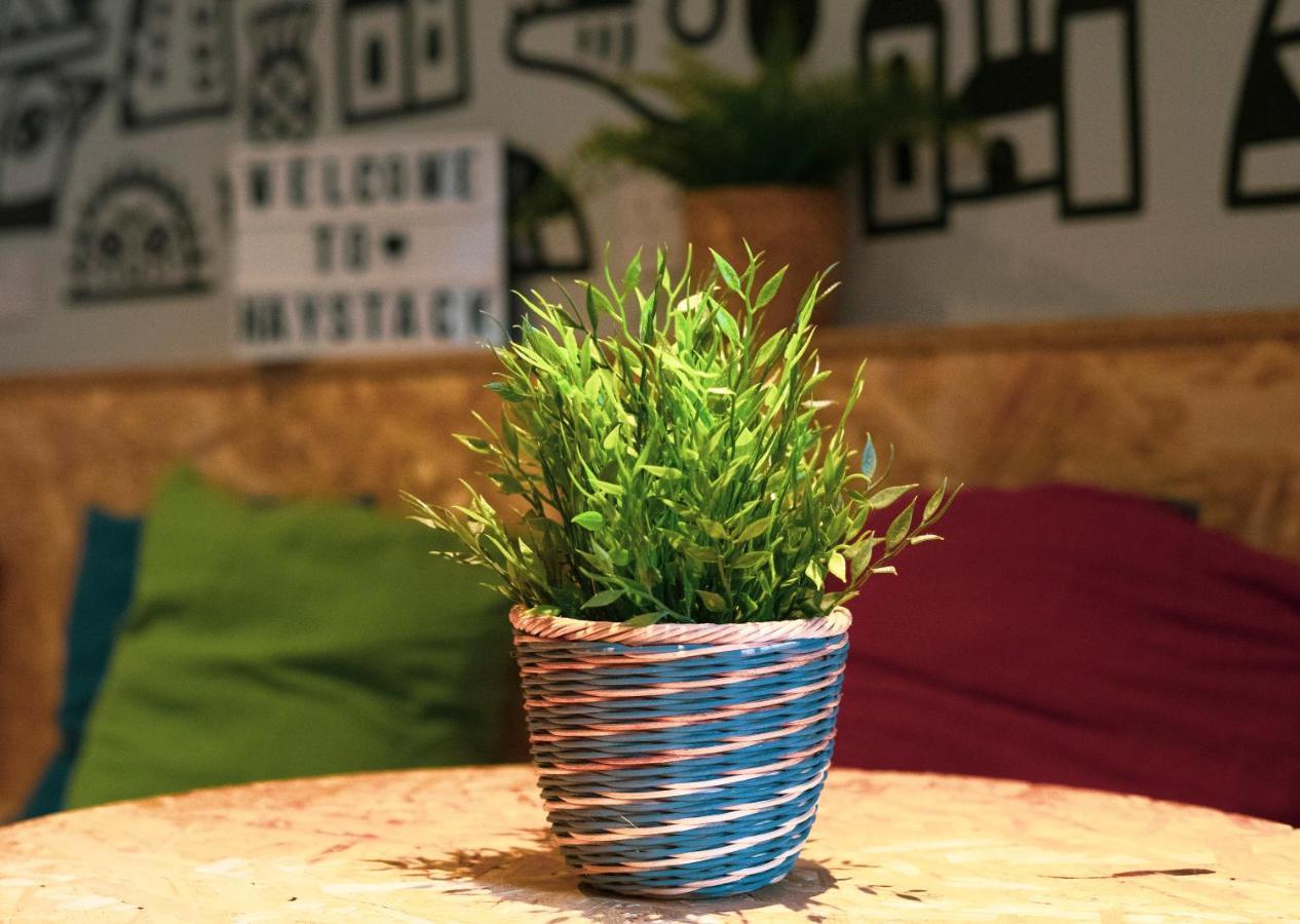 Haystack Hostal *